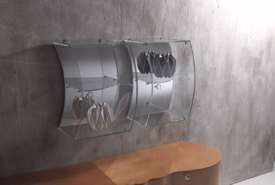 nástenná polička sklenené drevené dizajnérske bytové zariadenie od carpanelli