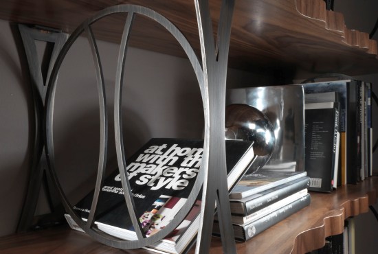 kovové prvky drevené dekorácie domu od carpanelli