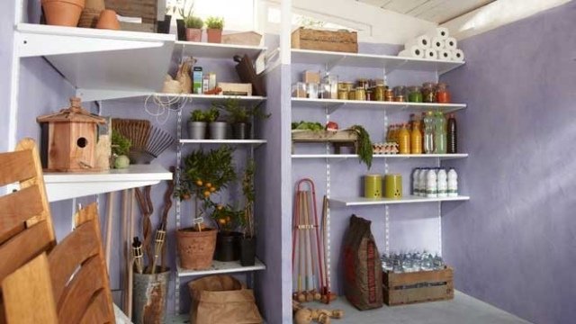 skladovanie záhradného náradia záhradné kôlne garážové regály skladovanie záhradného náradia nápady záhradné kôlne garážové regály