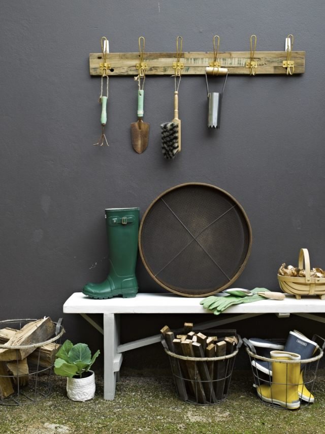skladovanie záhradné náradie nápady stará šatňa lavica záhradné náradie nápady stará šatňa lavica