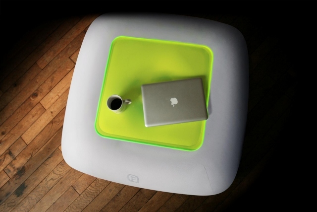 Nafukovací konferenčný stolík maki akrylové LED osvetlenie stolovej dosky Nafukovací konferenčný stolík maki akrylová doska LED osvetlenie