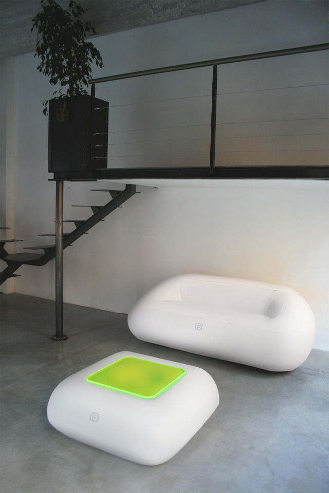 Nábytok LED osvetlenie fugu vo vnútri konferenčného stolíka nafukovací nábytok osvetlenie fugu vnútorný rozkladací konferenčný stolík