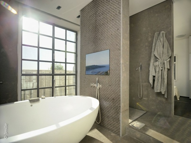 Vaňa sprchová zóna kúpeľňové okno Okno do kúpeľne žulová podlaha