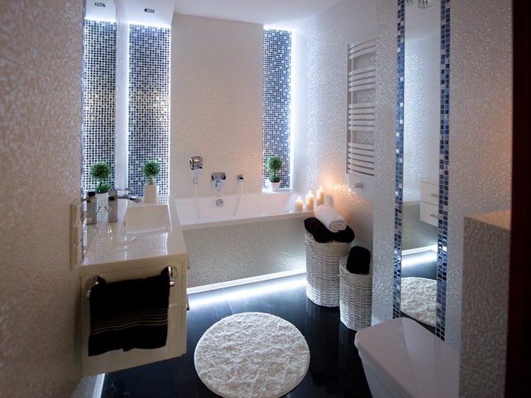 Neobvyklé kúpeľňové podložky biela-okrúhla-led-svetlo-kúpeľ-nepriama