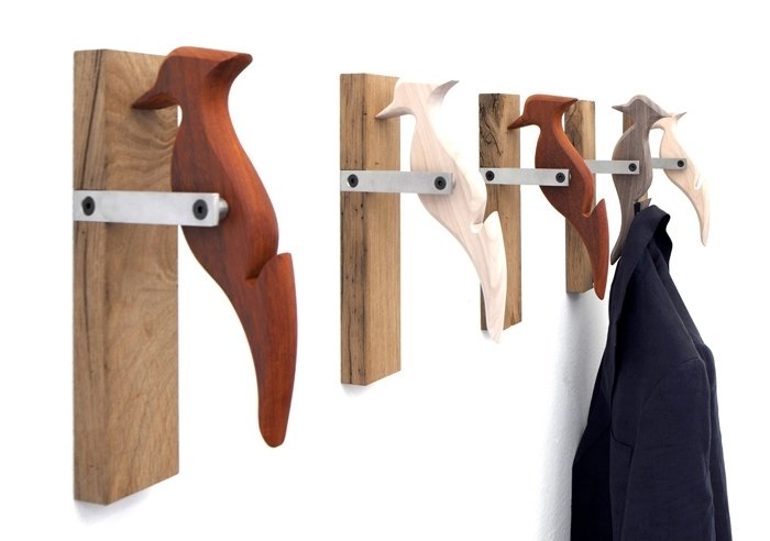 Háčik s motívom ďatľa deco prvok sála dizajnový doplnok háčik na kabát