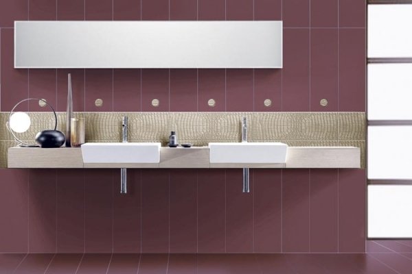 Obklady na stenu reliéf krokodíly za umývadlom