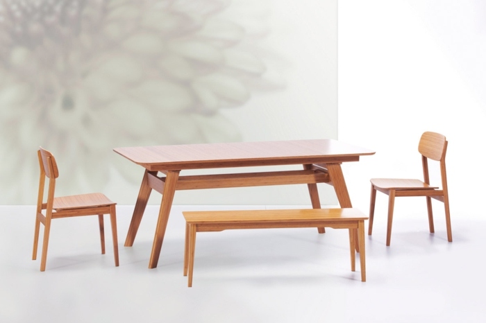 s rozťahovacím jedálenským stolom v retro vzhľade