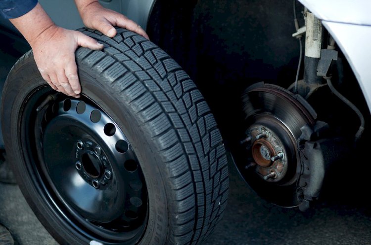 Výmena pneumatík na jar - skontrolujte letné pneumatiky auto-jarna-fit-vyrobka-zmena-letnych pneumatik