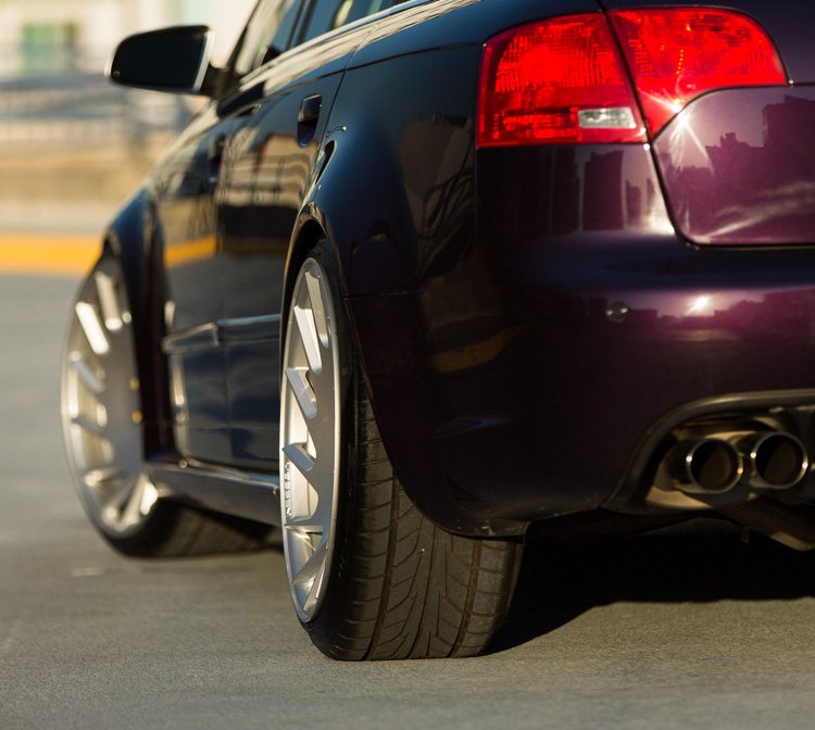 Príprava auta na jar - dôležité rady Upravte svoje auto na jarnú výmenu pneumatík-letnú kontrolu pneumatík