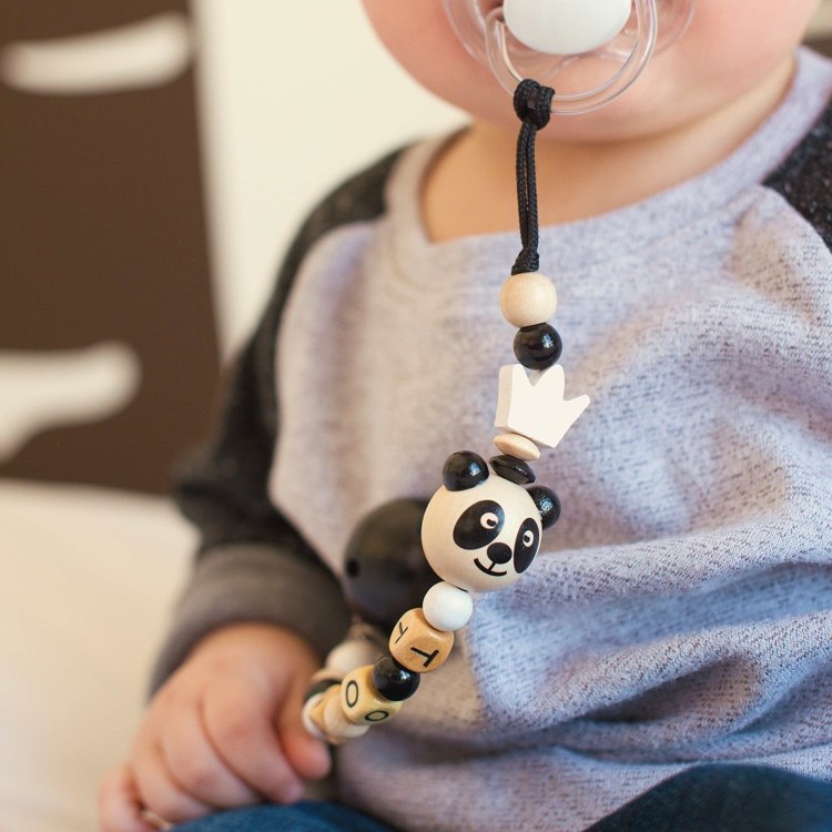 Urobte si sám cumlík-reťaz-chlapec-panda-drevená korálka