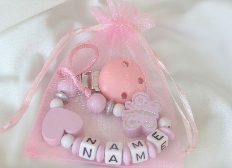 Organzová taška na cumlík-reťaz-urob si sám-darček-nápad-dievča-nápad-dievča