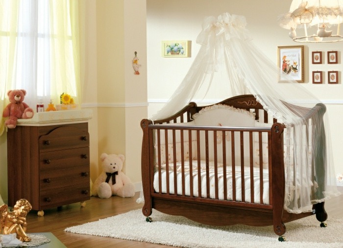 Baldachýn pre detskú posteľ, nábytok z masívu