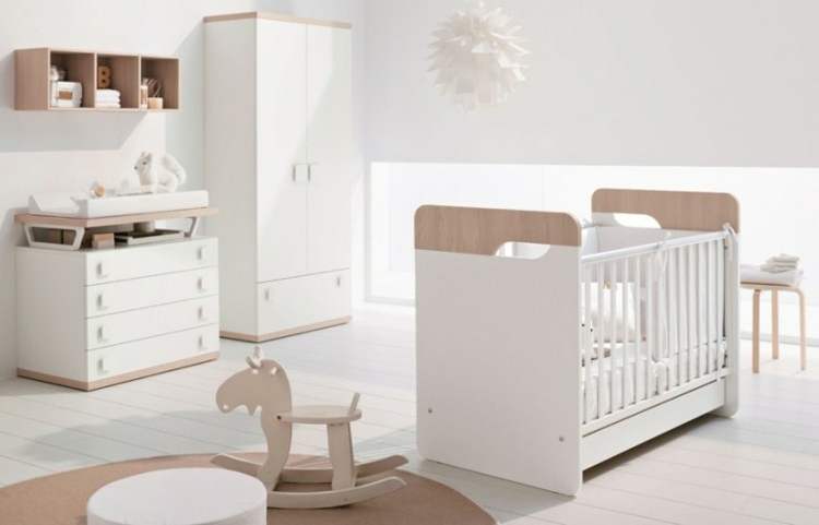 Nárazník do detskej postele z prírodného dreva, biely vzhľad