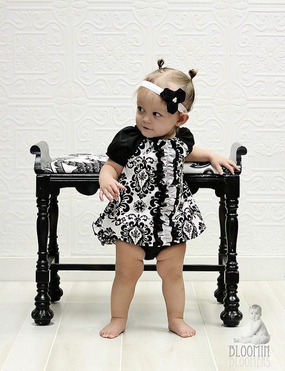 baby fashion girl čiernobiely vzor arabesky baby-fashion-girl-čierno-biela-arabeska-vzor