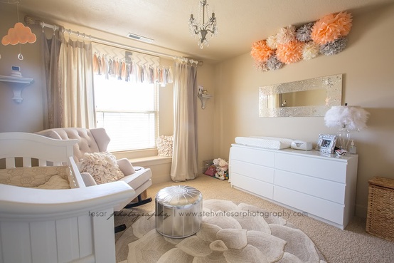 detská izba ozdobte banánovo šedé pompony