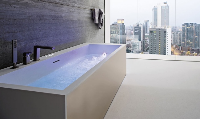 Vaňa integrovaná LED osvetlenie chromoterapia