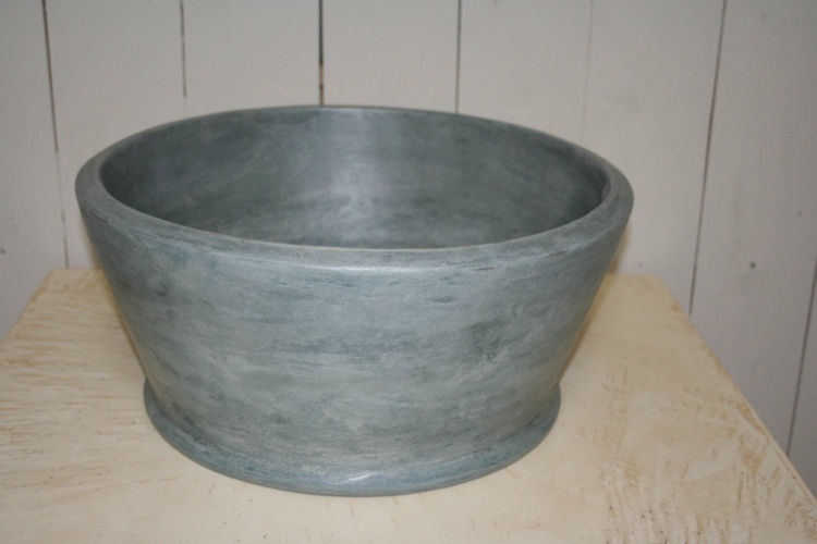 drez dolina catini šedá dizajnová konzola nápad