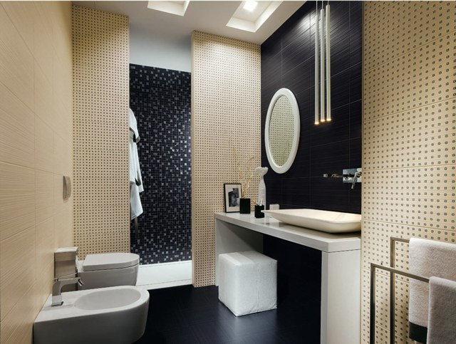 Dlaždice do kúpeľne s 3D efektom svetlo béžová tmavo modrá