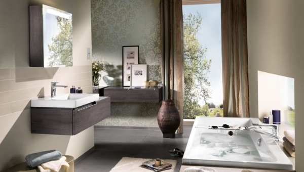 nápady na kúpeľňu malá kúpeľňa Vaňové okno z tmavého dreva Villeroy nápady na kúpeľňu malá kúpeľňa okno do vane z tmavého dreva