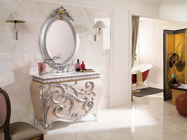 Kúpeľňový nábytok Porcelanosa Gamadecor ružovo strieborný bohato zdobený Porcelanosa grupo Kúpeľňový nábytok ružovo strieborný Gamadecor bohato zdobený