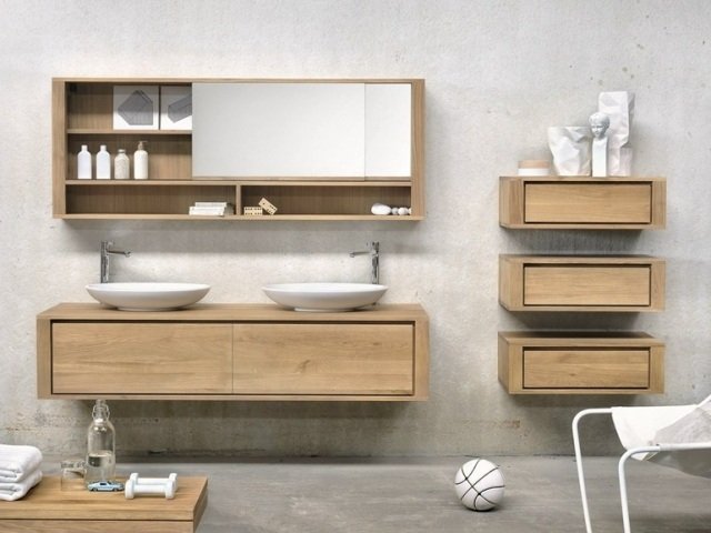 Kúpelňová zostava-masívne drevo-zrkadlová skrinka-bočné výsuvy-závesné-dubové drevo-Etnické remeslo