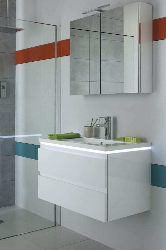 halo-moderná-kúpeľňa-zostava-nástenná-skriňa-nástenná-skriňa-so-zrkadlom-bielym lakom