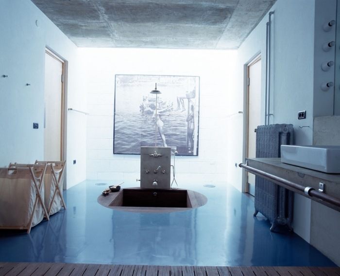 biela-modrá-kúpeľňa-nápady-návrhy-turecké-kúpele-wellness-vybavenie
