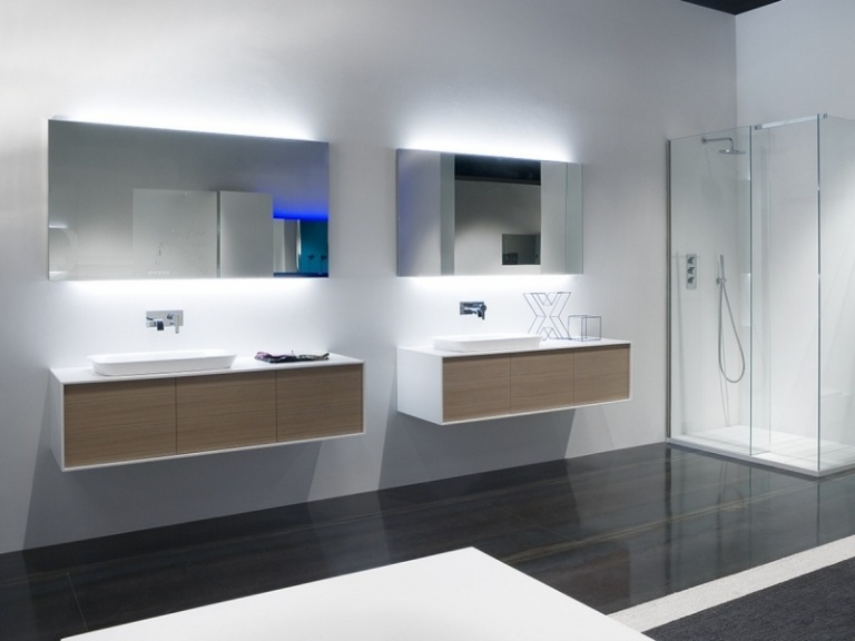 Kúpelňový nábytok-skriňa na drevo-biela-vrchná preglejka