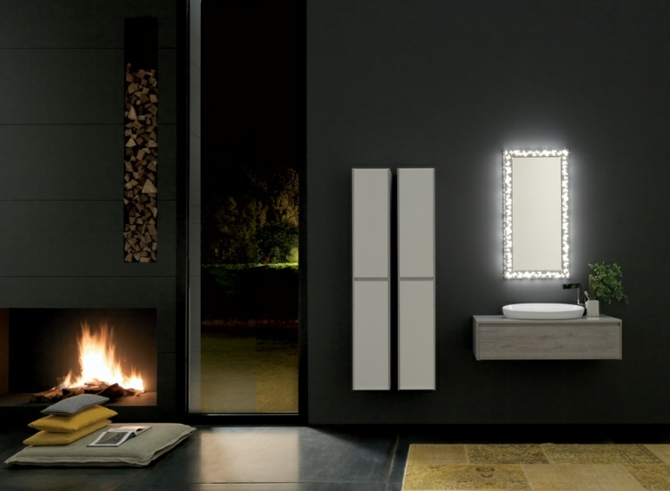 Krbové zrkadlo do kúpeľne s osvetlením