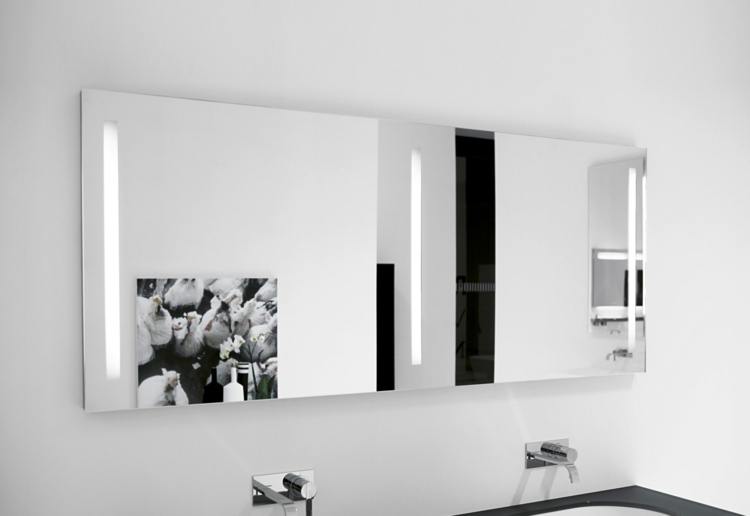 Kúpeľňové zrkadlo LED osvetlenie počítačový systém moderný