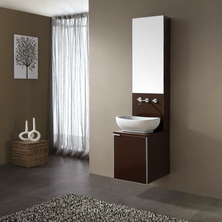 kúpeľňový nábytok do malých kúpeľní úzka skrinka zrkadlo kúpeľňový okenný koberec