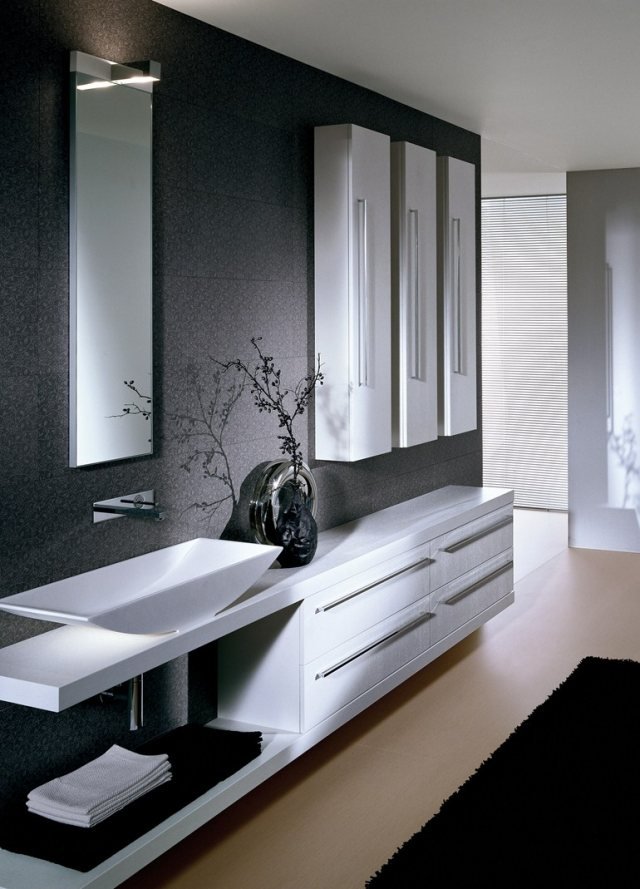 kúpeľňový nábytok moderné nástenné zrkadlové svietidlo COMP TE3 IdeaGroup badmoebel-moderné-nástenné-zrkadlové-svetlo-COMP-TE3-IdeaGroup