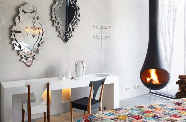 Portugalsko Hotel-am Meer-Areias do Seixo-nástenné zrkadlo klasicko-okrasný toaletný stolík