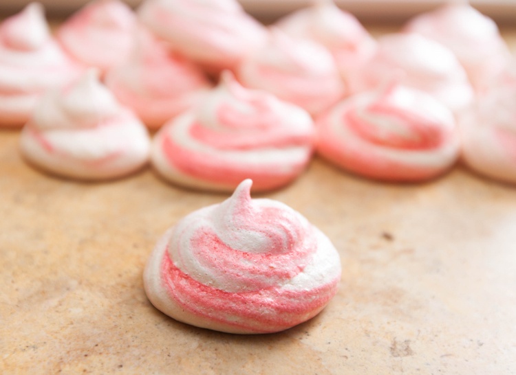 samotné pusinky pečú dve hodiny