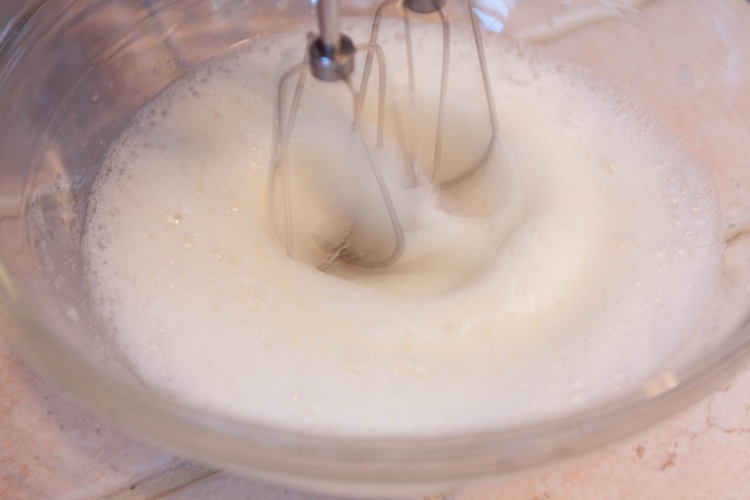 Pusinku si pripravte sami, pridajte práškový cukor