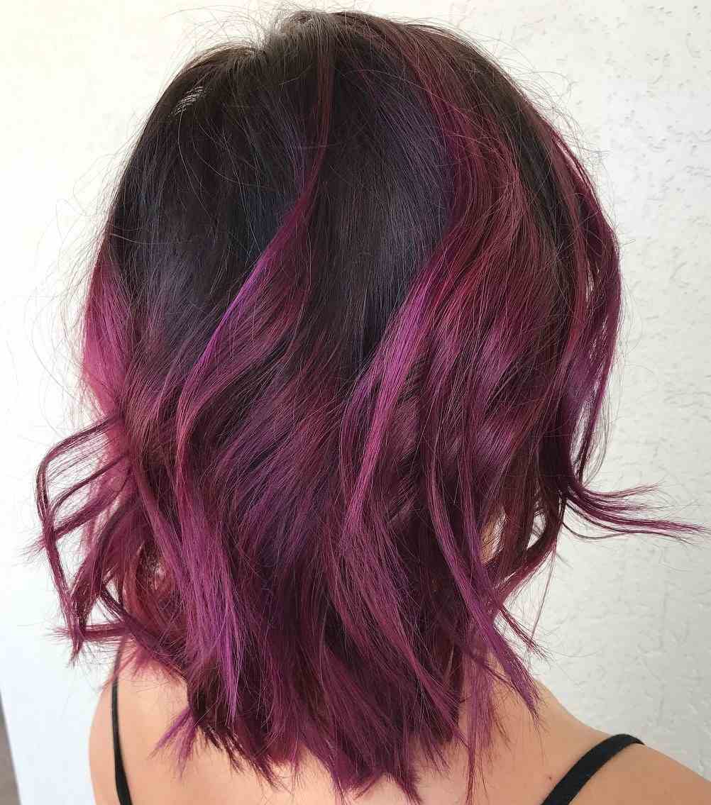 Balayage červená na čiernych vlasoch Burgundsko červené odtiene farby vlasov