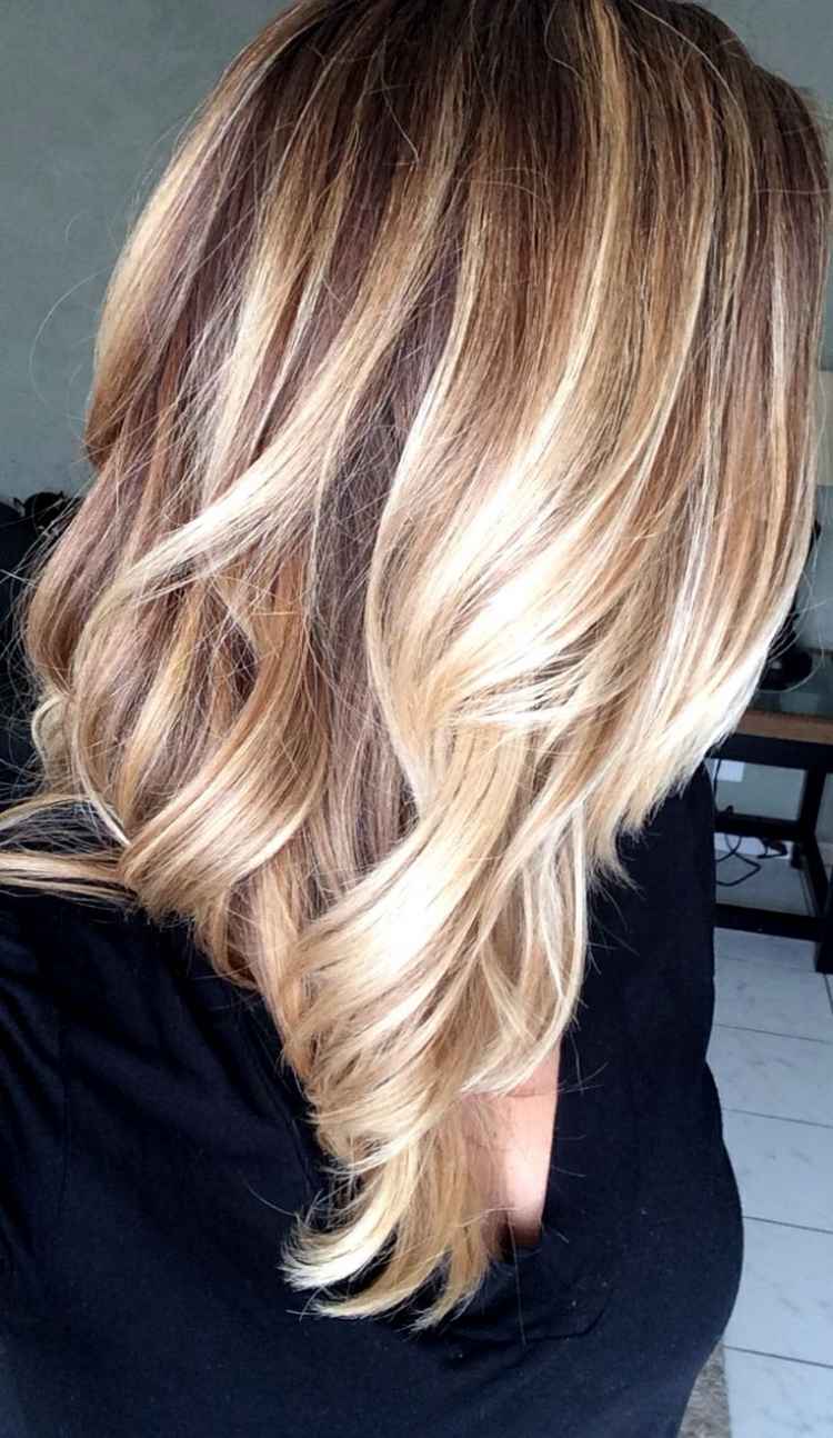 balayage-technika-vlasy-melír-blond-hnedá-stredne dlhá-svieža