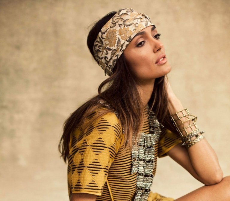 Kravata s kravatou v štýle boho uviazať šatku boho chic návod náramky rozopnuté vlasy