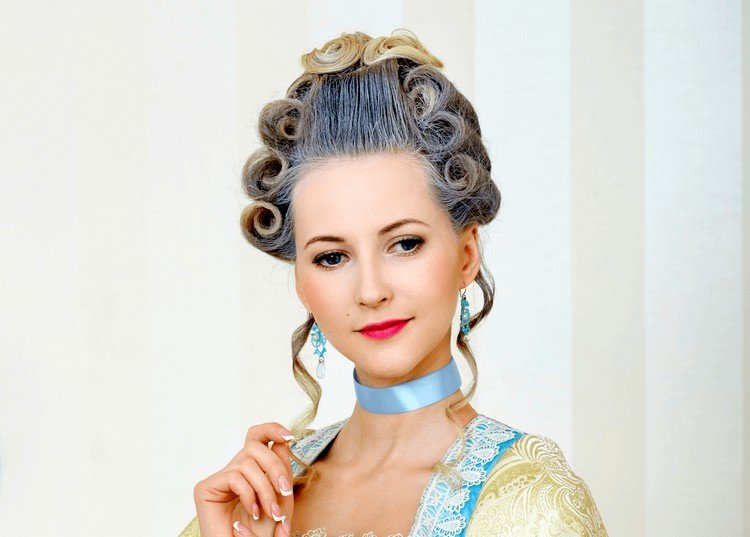 Vytvorte si vlastný barokový účes rokokový halloween kostým pre ženy