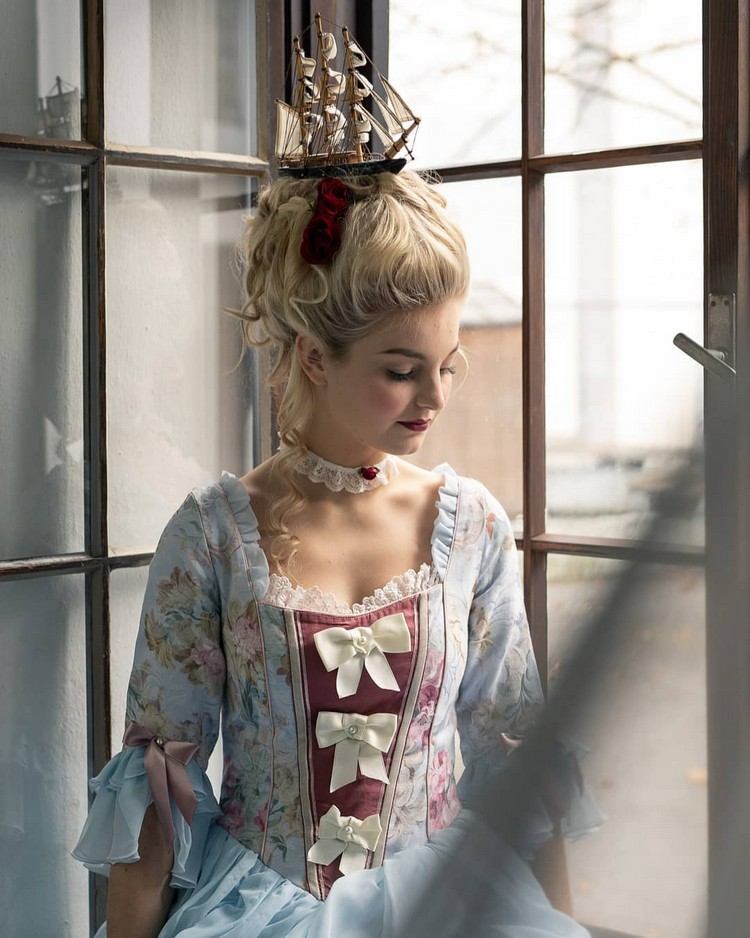 Marie Antoinetta Halloween kostým barokové účesy dámy, urobte si návod