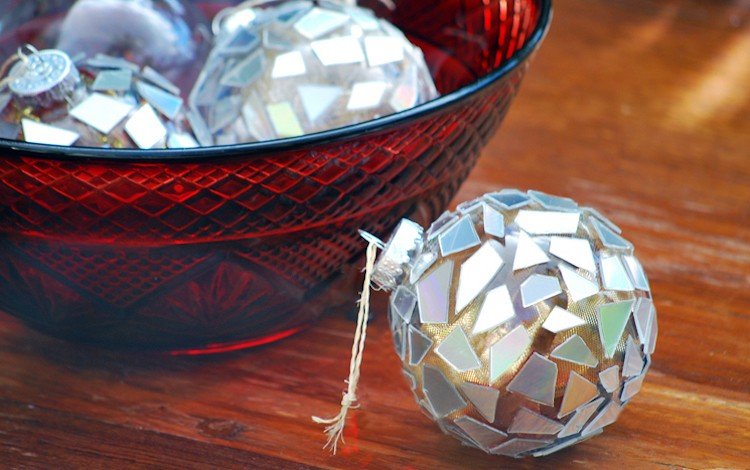 tinker-old-cds-diy-vianočné gule-návod-diskotéka