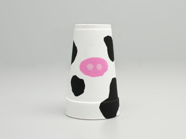 drotárske poháre-čierno-biele-kravské škvrny