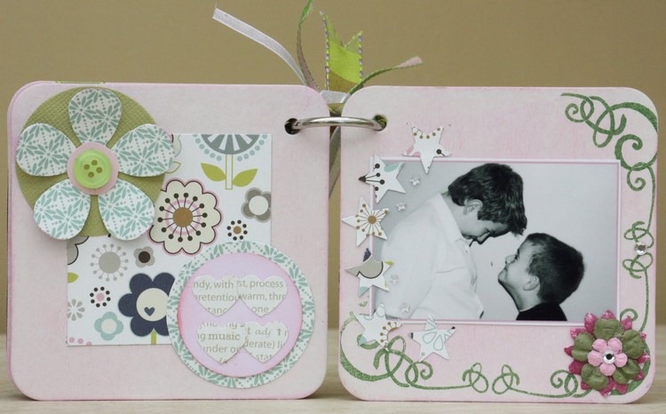 tinker-with-beer-mats-photo-album-diy-scrapbooking