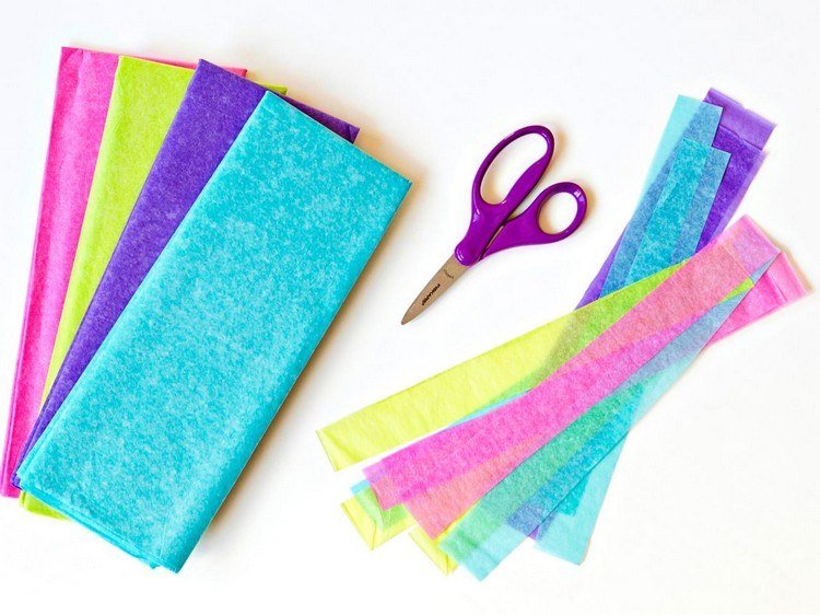 materiály sa lepia na plechovky, hodvábny papier, farebné