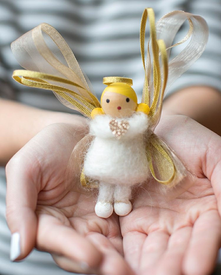 anjel drotár drevená korálková plstená vlna