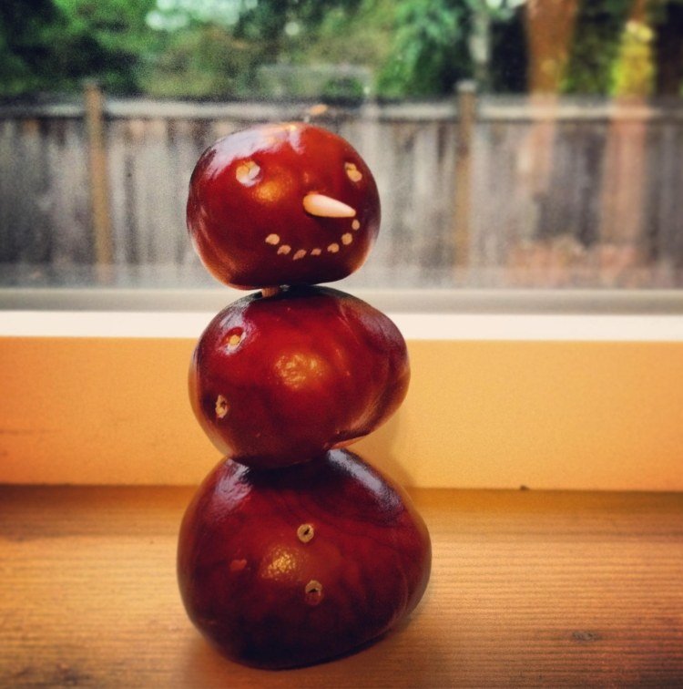 tinker-gaštan-jeseň-deko-snehuliak-maennchen-malé-vtipné-deti-urob si sám