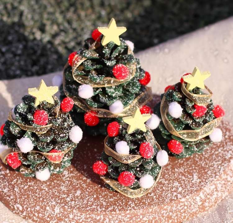 tinker-borovicové šišky-deti-mini-jedľa-pompony