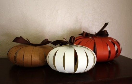 Vyrobte si papierové tekvice na jesenné dekorácie za málo peňazí Tinkerové papierové tekvice zdobia jesennú atmosféru za málo peňazí