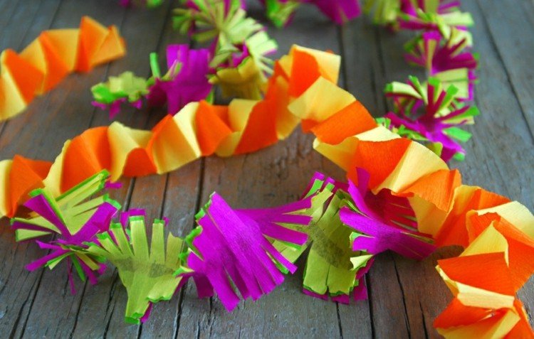 girlandy-strih-drotár-ozdobiť