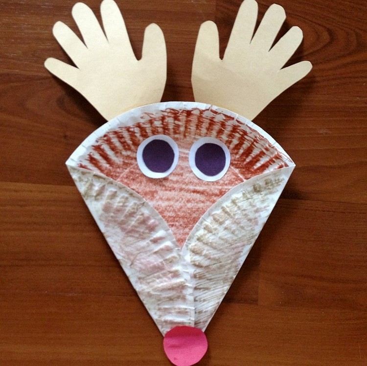 drotár-papier-tanier-sklad-farba-rudolf-sobí-detské ruky